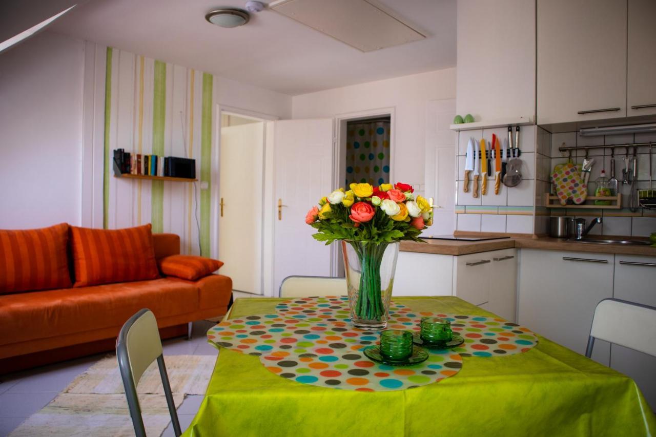 Nefelejcs Apartmanhaz Дьєнешдіаш Екстер'єр фото