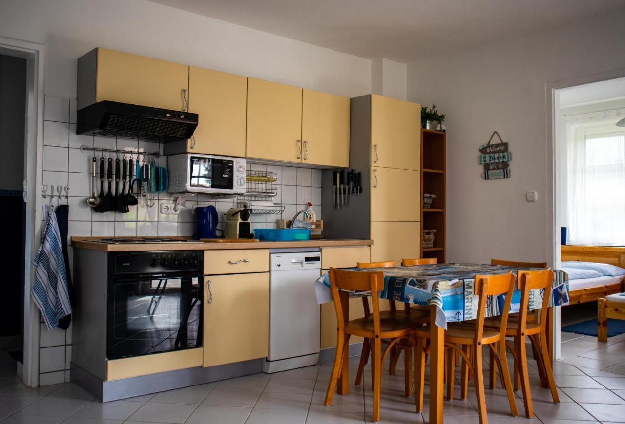 Nefelejcs Apartmanhaz Дьєнешдіаш Екстер'єр фото
