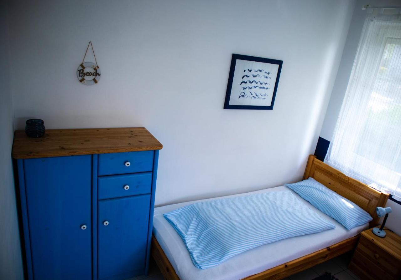 Nefelejcs Apartmanhaz Дьєнешдіаш Екстер'єр фото