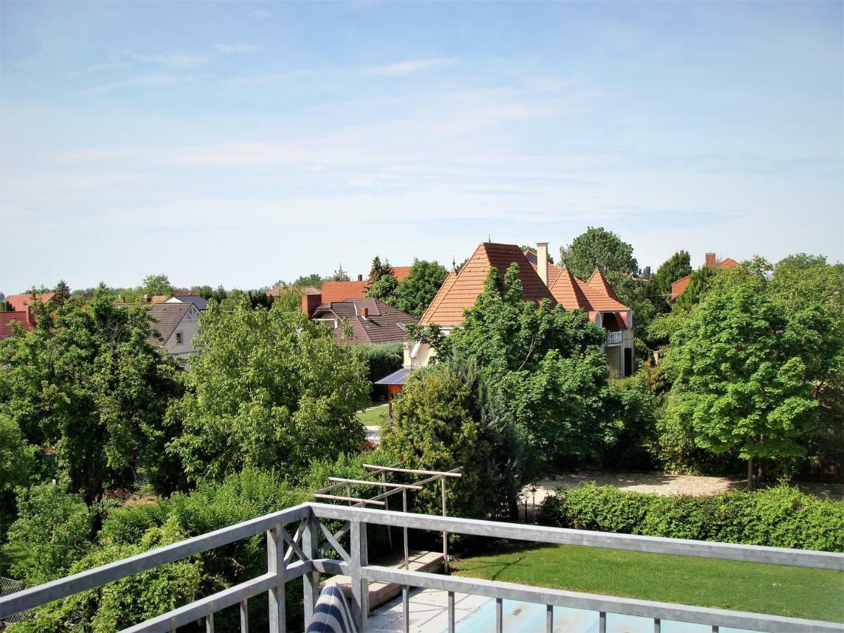 Nefelejcs Apartmanhaz Дьєнешдіаш Номер фото